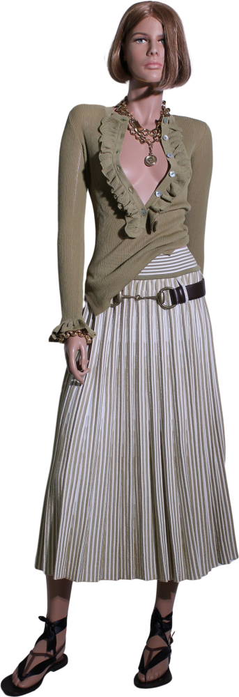 primavera--estate-2026-outfits-num30-of-43-material-cotone-extrafine-cotone-stretch-description-art-2622-polo-girocollo-a-coste-bordi-ruches-spacchi-laterali-art-264-gonna-in-maglia-jacquard-lavor